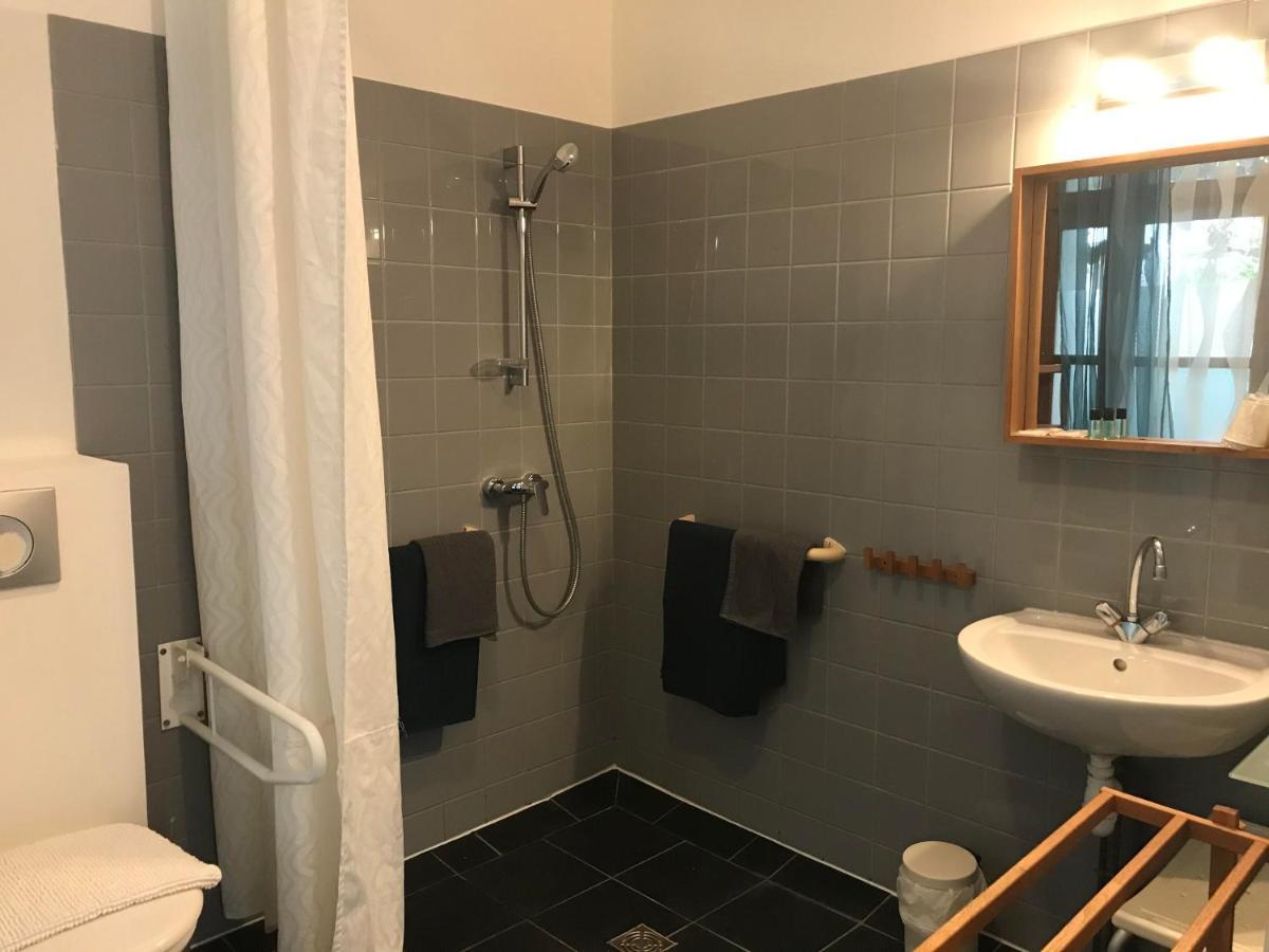 Hotel Saint-Charles Juan-les-Pins Esterno foto