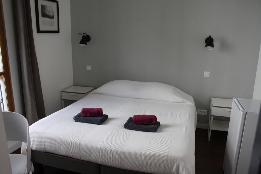 Hotel Saint-Charles Juan-les-Pins Esterno foto