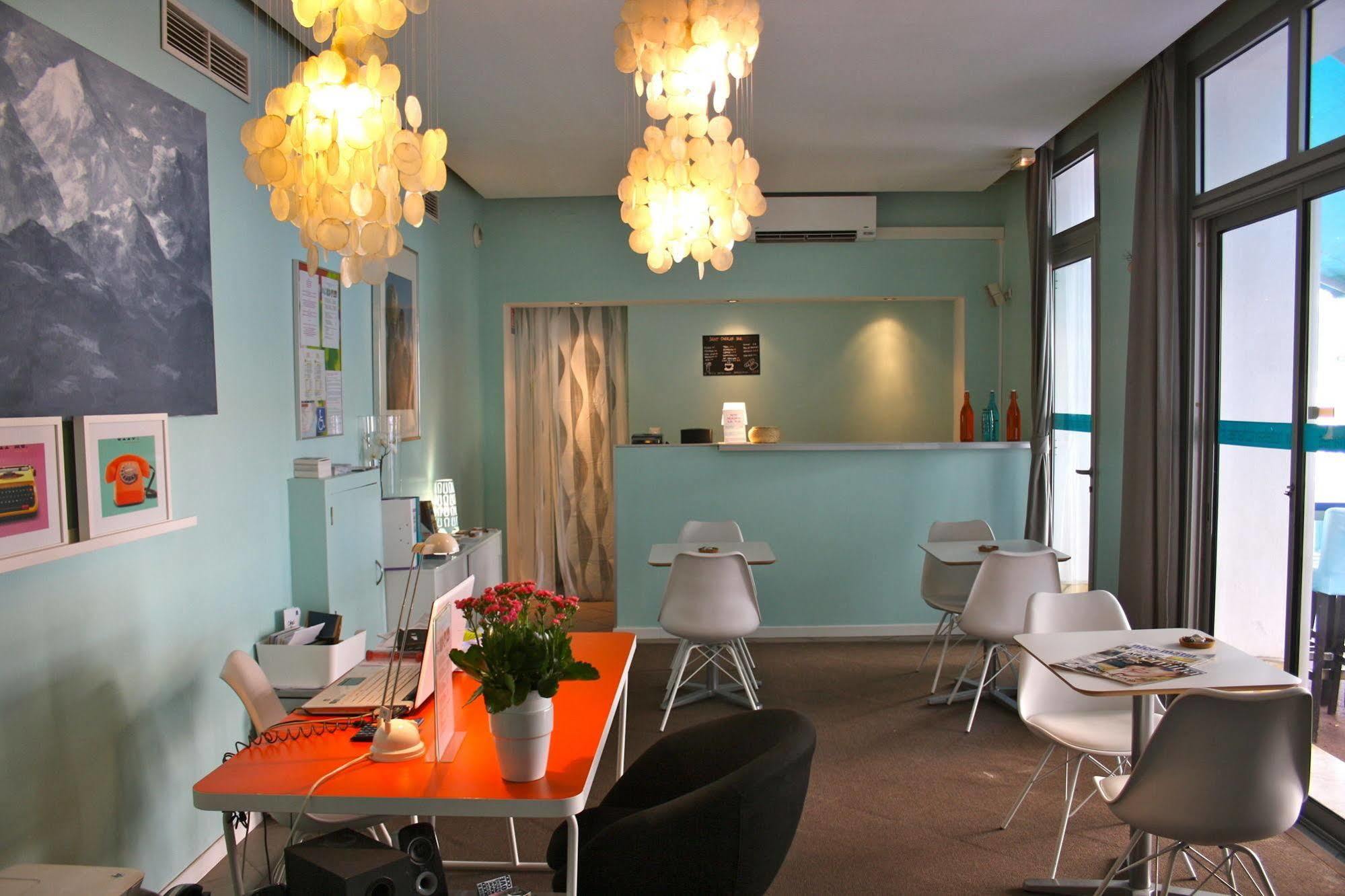 Hotel Saint-Charles Juan-les-Pins Esterno foto