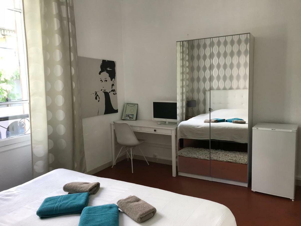 Hotel Saint-Charles Juan-les-Pins Esterno foto