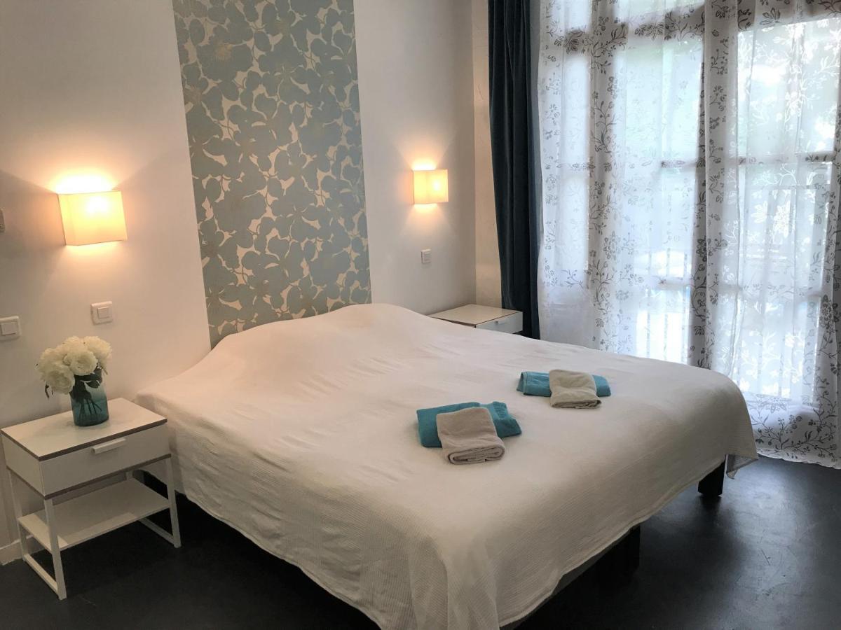 Hotel Saint-Charles Juan-les-Pins Esterno foto