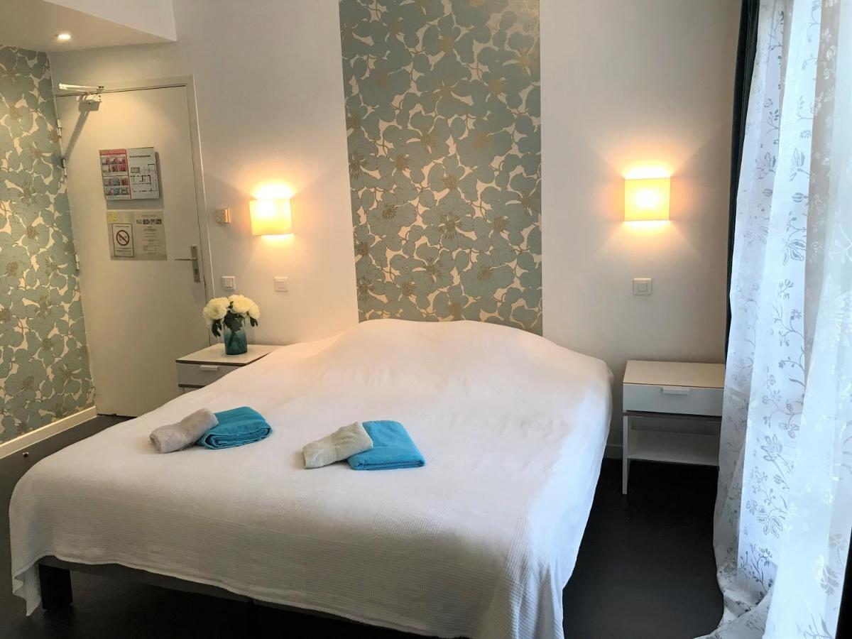 Hotel Saint-Charles Juan-les-Pins Esterno foto